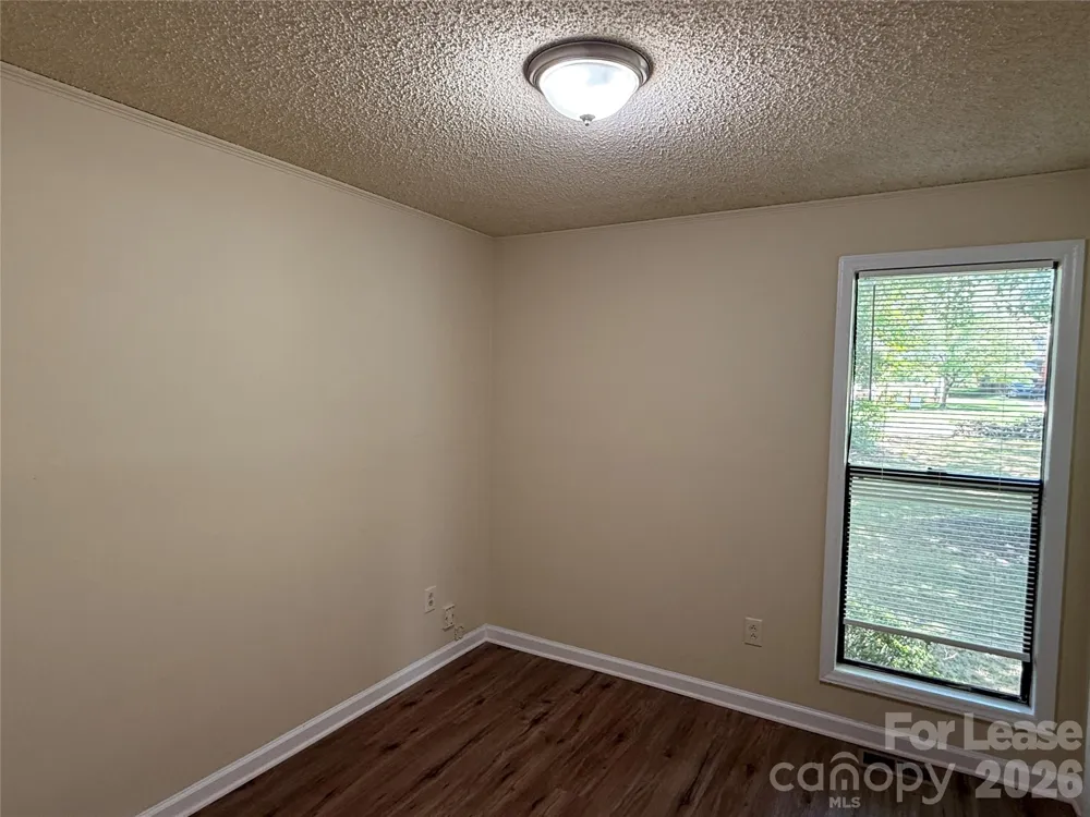 2220 Laburnum Avenue Charlotte, NC 28205