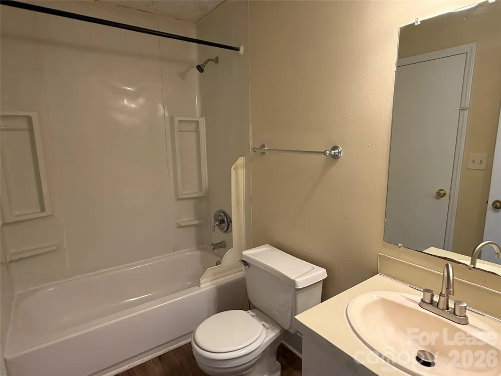 2220 Laburnum Avenue Charlotte, NC 28205