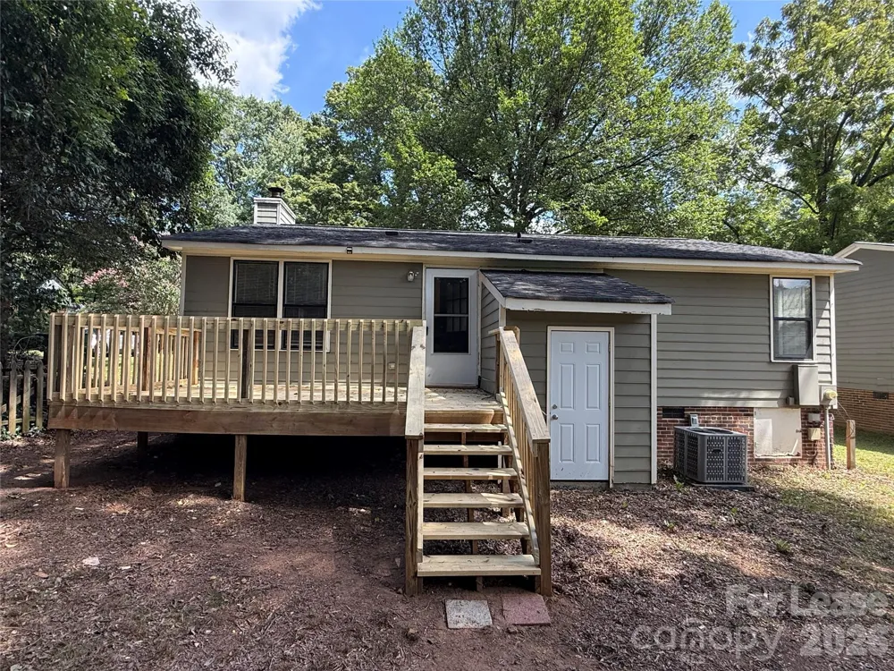 2220 Laburnum Avenue Charlotte, NC 28205