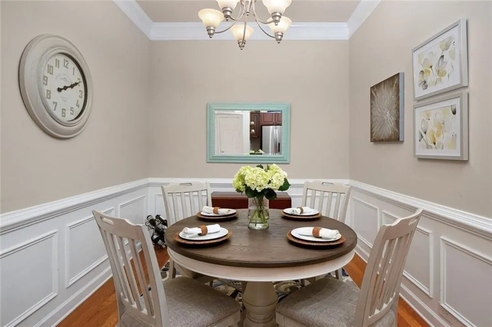 1404 Lexington DR Roswell, GA 30075