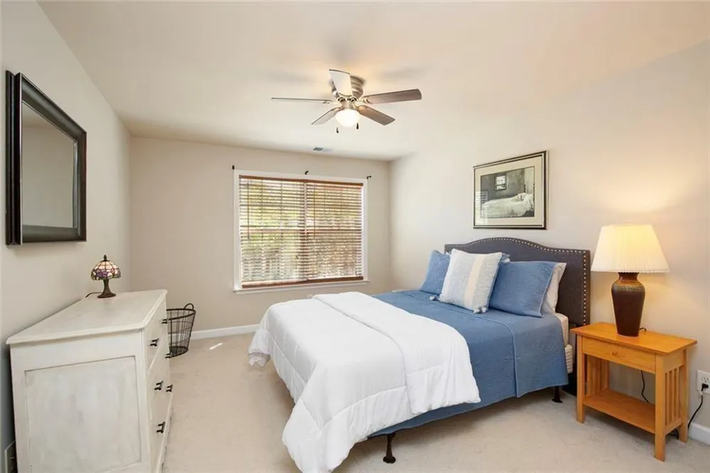 1404 Lexington DR Roswell, GA 30075
