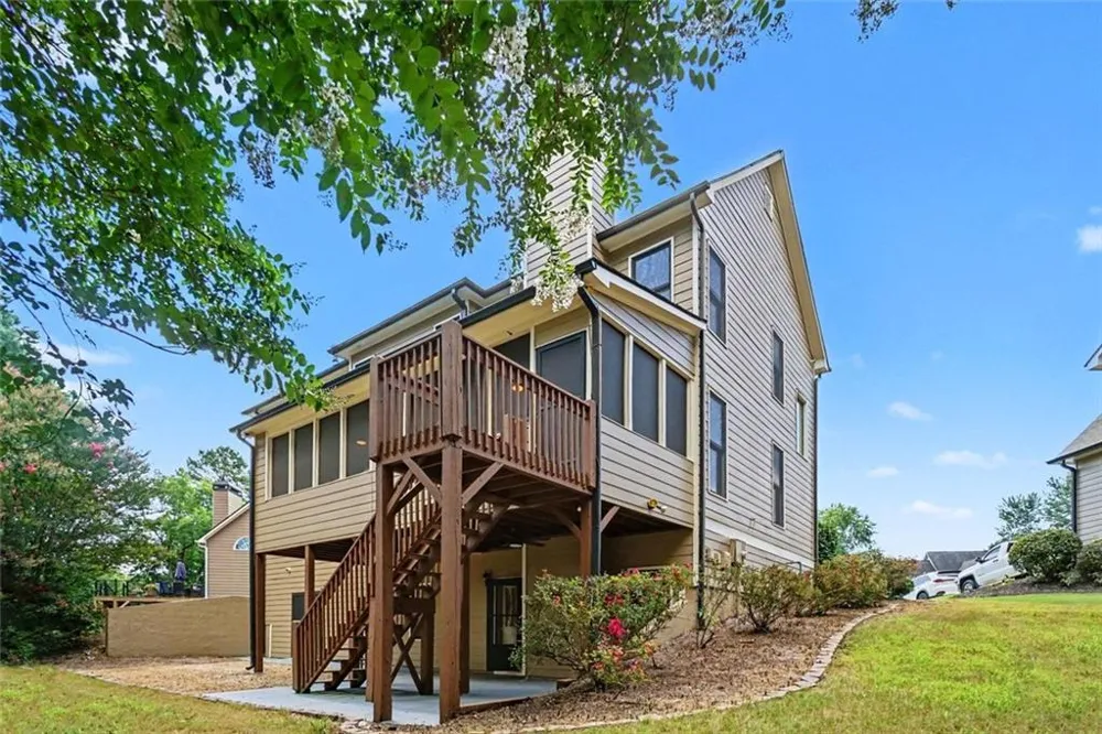 107 Heatherwood Trace Acworth, GA 30101