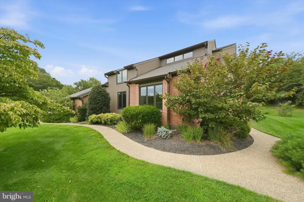 24 DOWNS DRIVE Wilmington, DE 19807