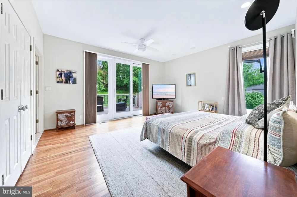 24 DOWNS DRIVE Wilmington, DE 19807