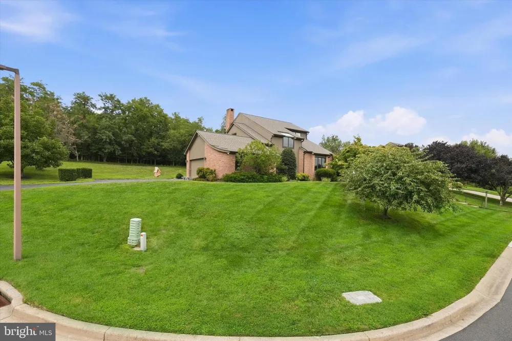 24 DOWNS DRIVE Wilmington, DE 19807