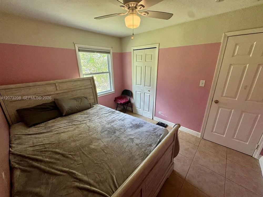 346 Muskegon Ave Fort Myers, FL 33905