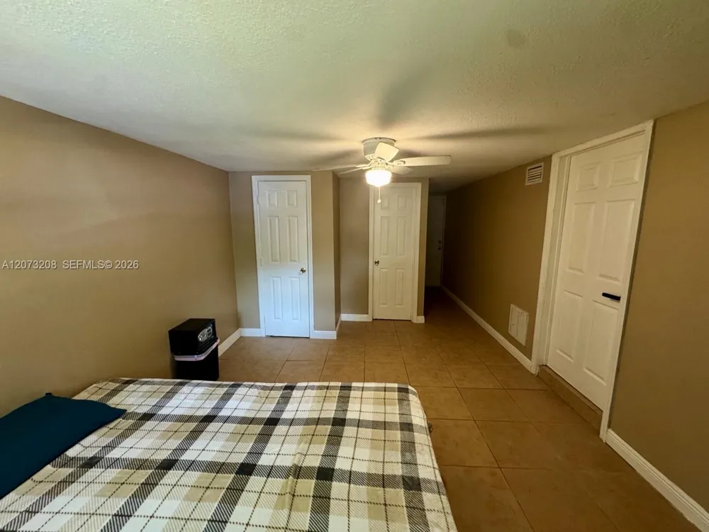 346 Muskegon Ave Fort Myers, FL 33905