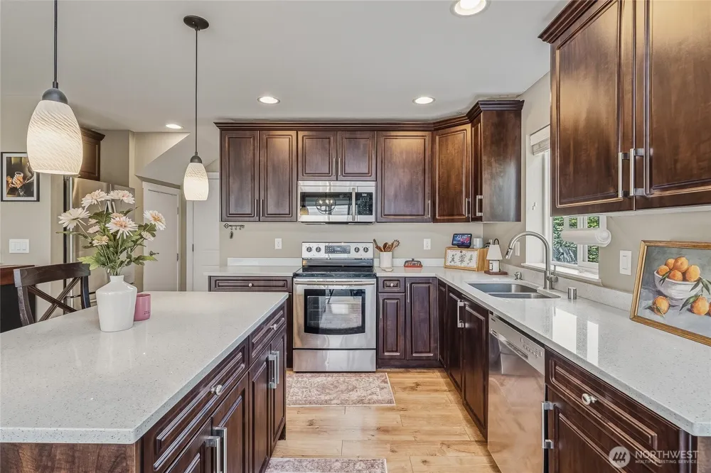 4662 Alderson Road Blaine, WA 98230
