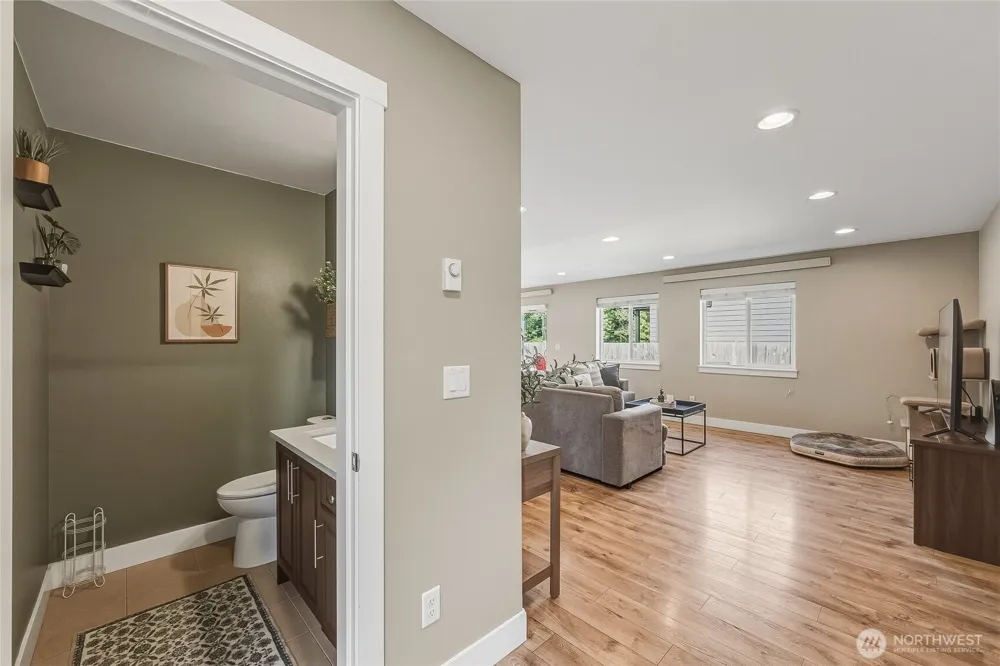 4662 Alderson Road Blaine, WA 98230