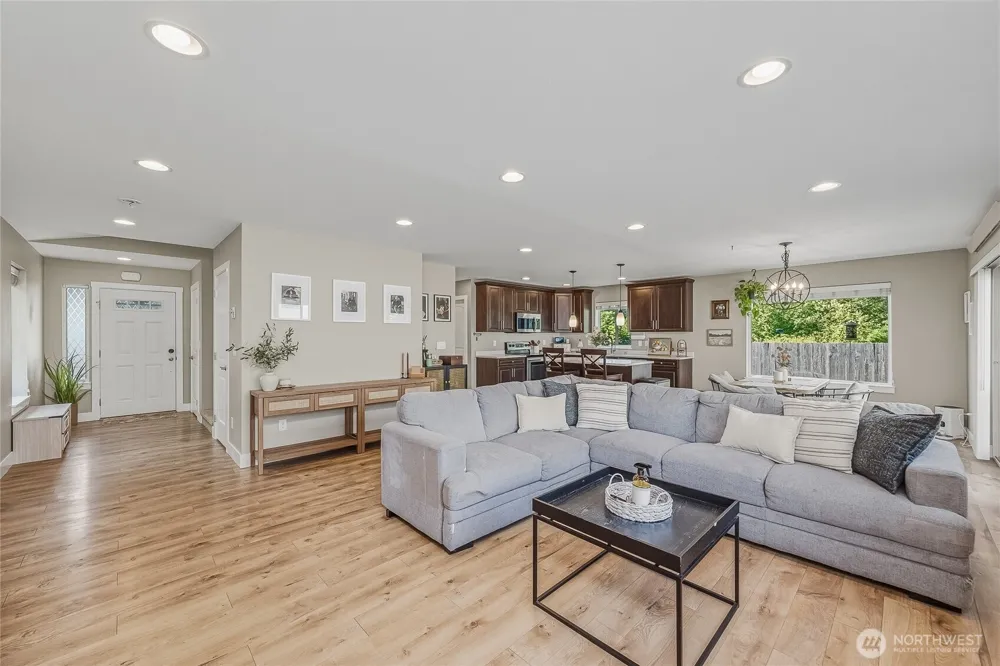 4662 Alderson Road Blaine, WA 98230