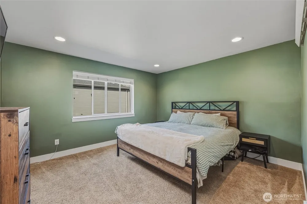 4662 Alderson Road Blaine, WA 98230