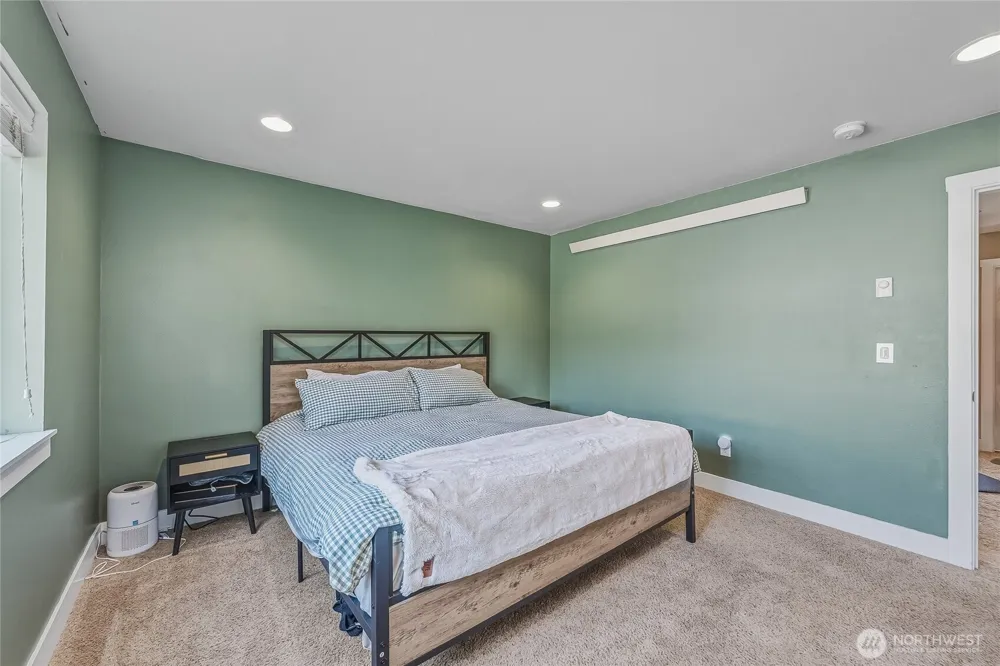 4662 Alderson Road Blaine, WA 98230