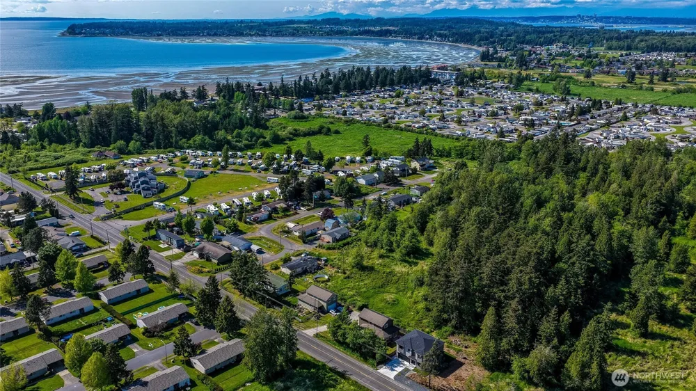 4662 Alderson Road Blaine, WA 98230