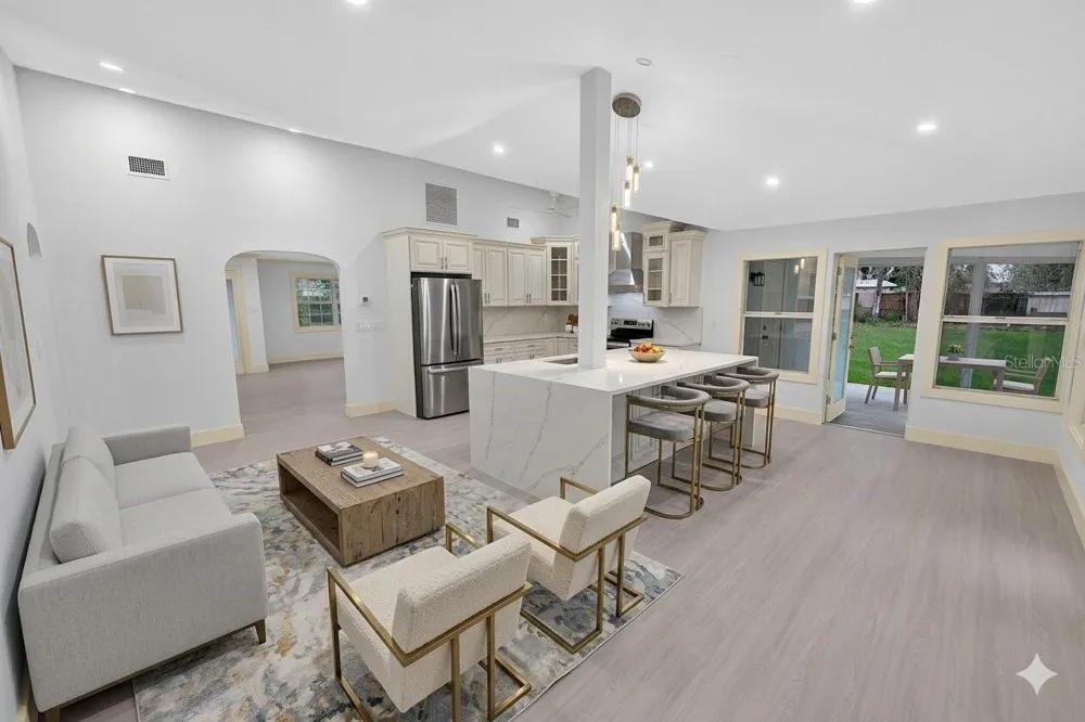 870 NARCISSUS AVENUE Clearwater Beach, FL 33767