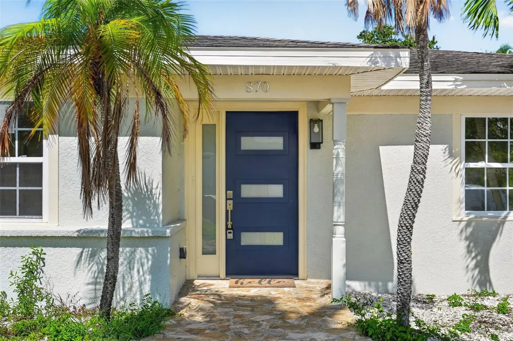 870 NARCISSUS AVENUE Clearwater Beach, FL 33767