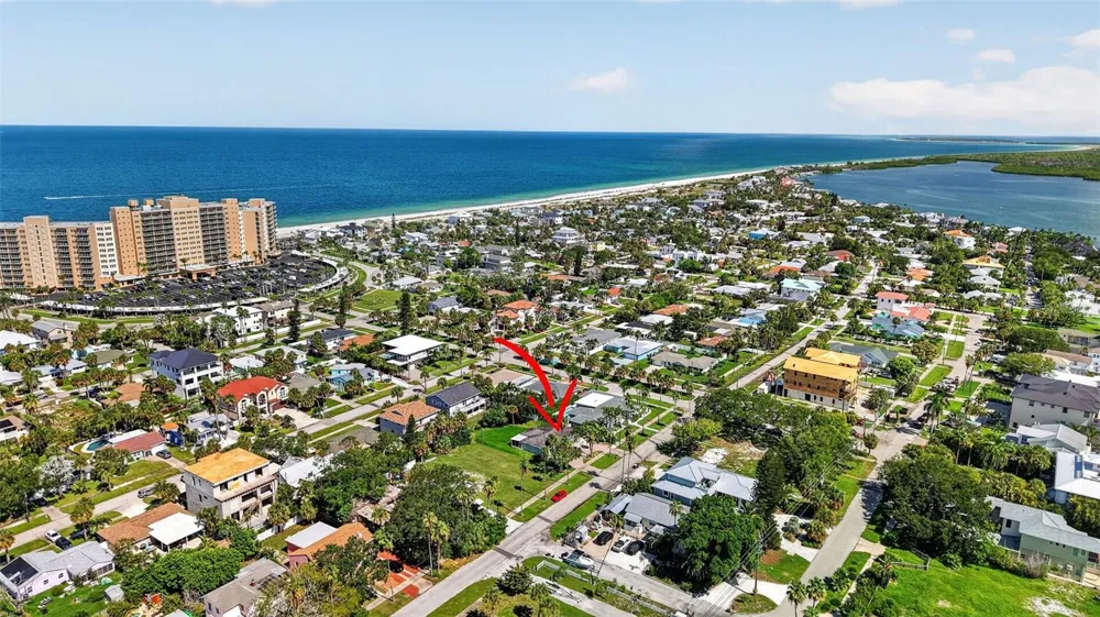 870 NARCISSUS AVENUE Clearwater Beach, FL 33767