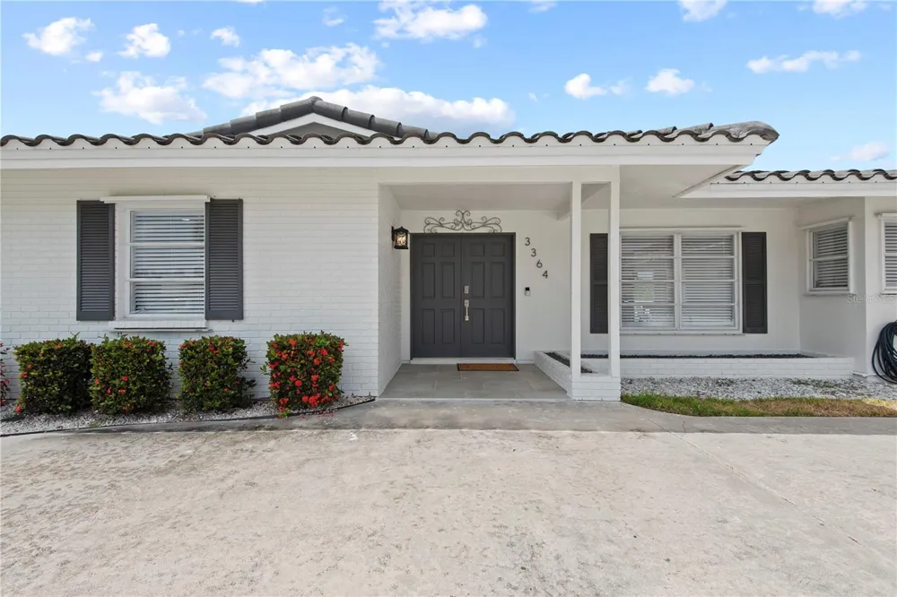 3364 ESPANOLA DRIVE Sarasota, FL 34239