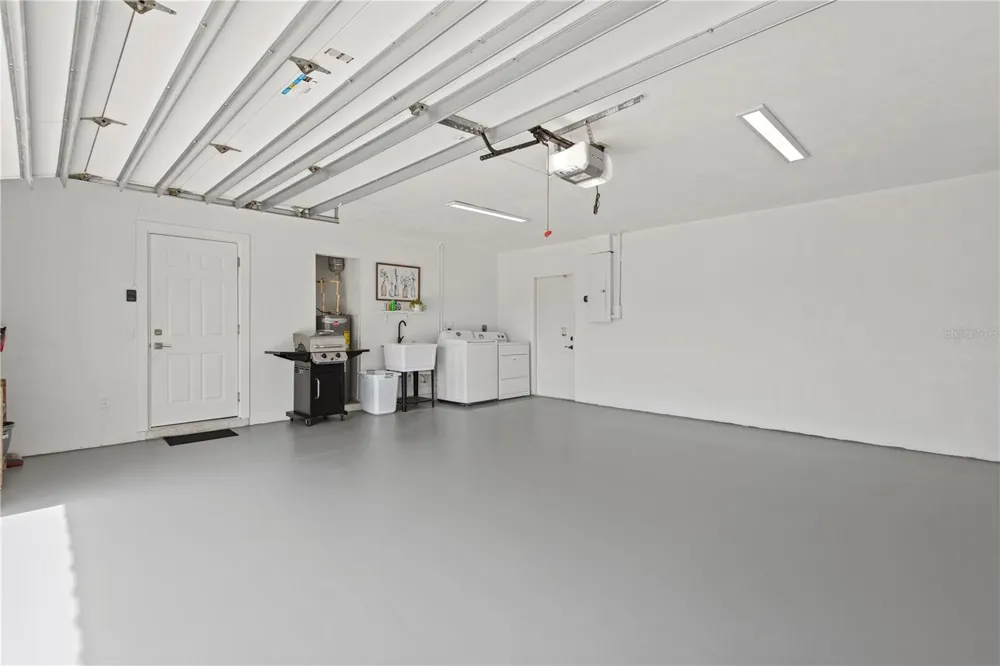 3364 ESPANOLA DRIVE Sarasota, FL 34239