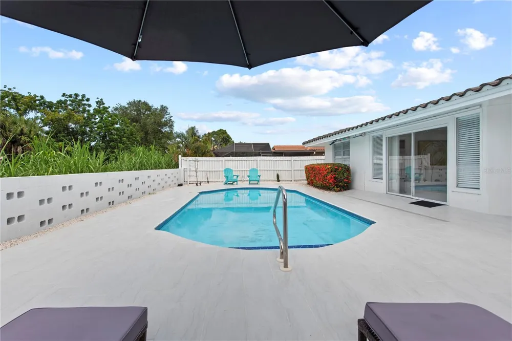 3364 ESPANOLA DRIVE Sarasota, FL 34239