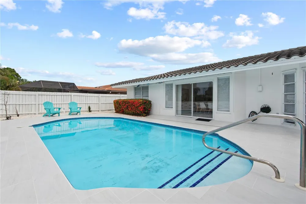 3364 ESPANOLA DRIVE Sarasota, FL 34239