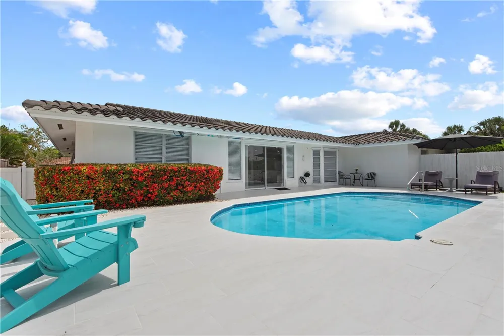 3364 ESPANOLA DRIVE Sarasota, FL 34239