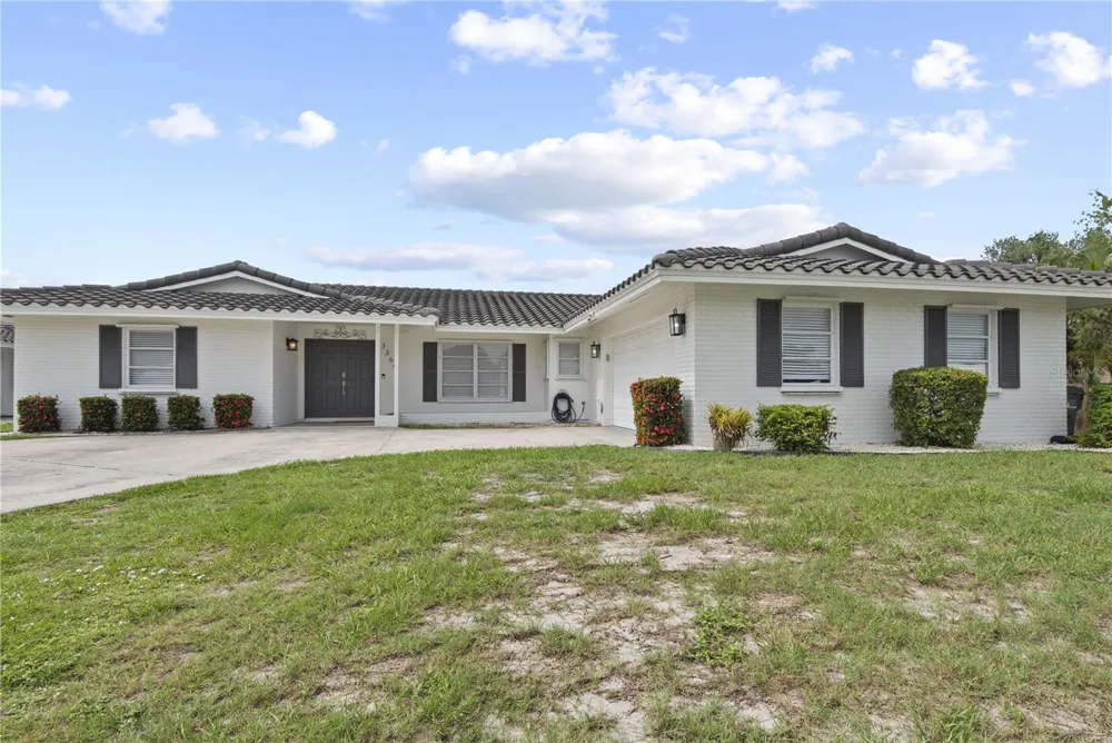3364 ESPANOLA DRIVE Sarasota, FL 34239