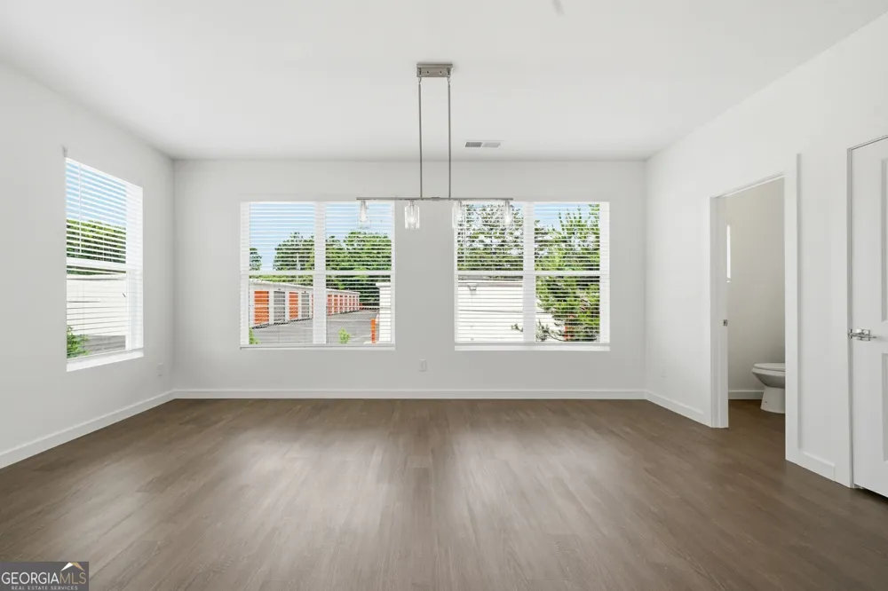 1062 Glen Opal DR Decatur, GA 30032
