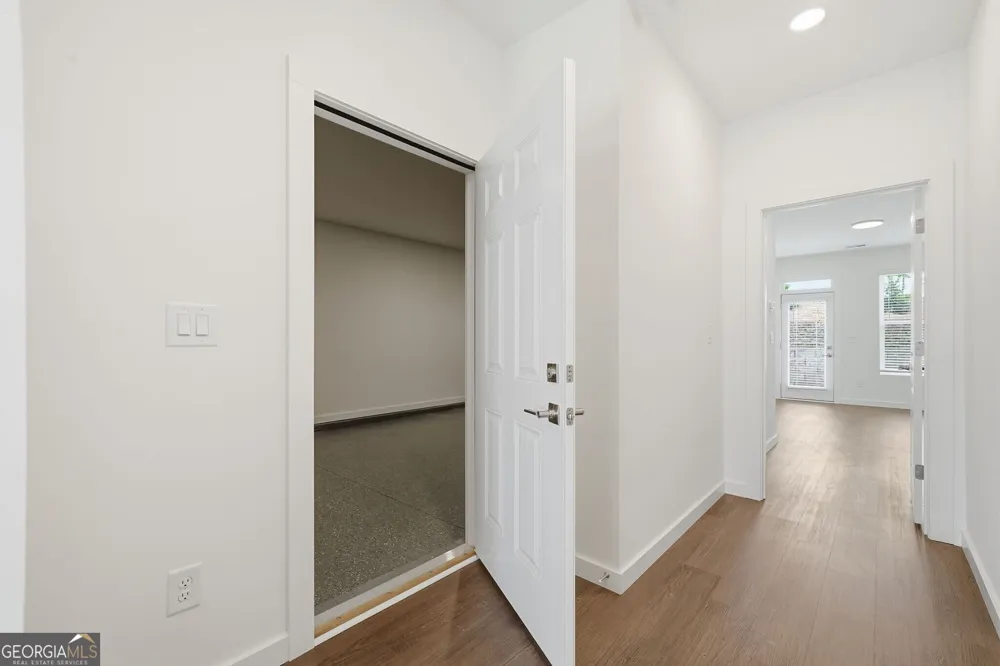 1062 Glen Opal DR Decatur, GA 30032