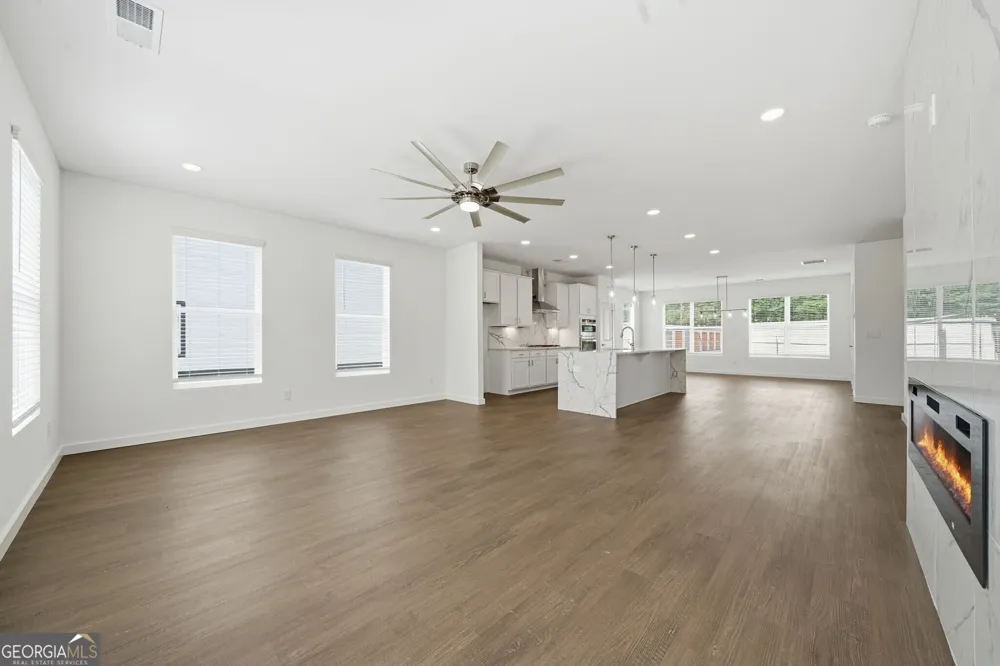 1062 Glen Opal DR Decatur, GA 30032