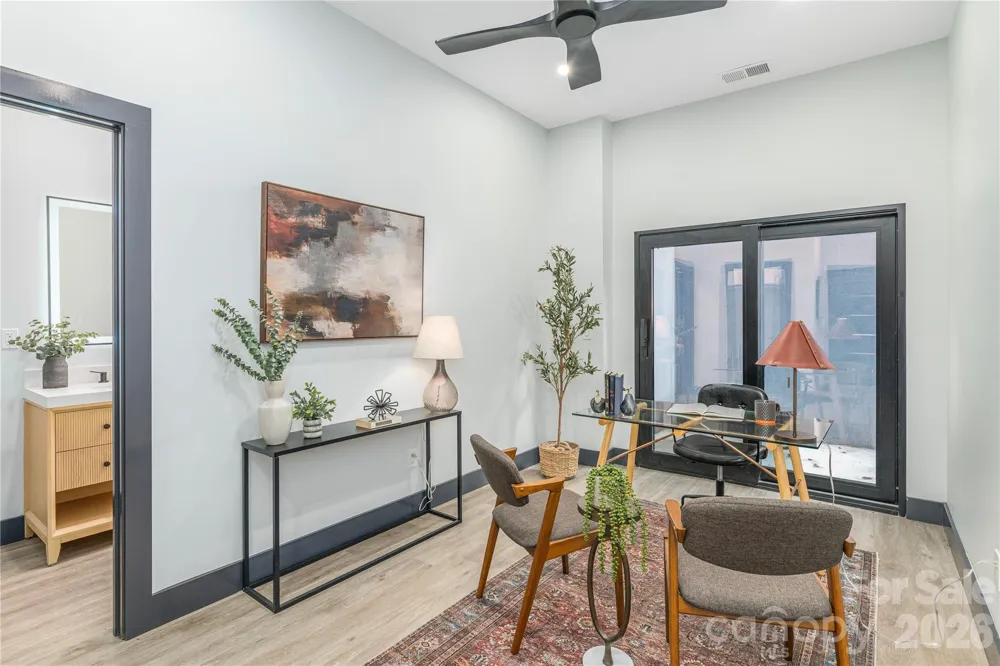 19 Woodbine Road Asheville, NC 28804