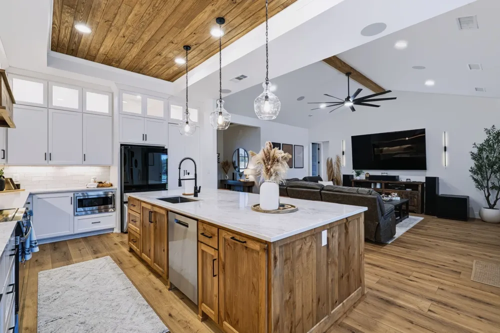 1047 Pioneer Crossing Weatherford, TX 76088