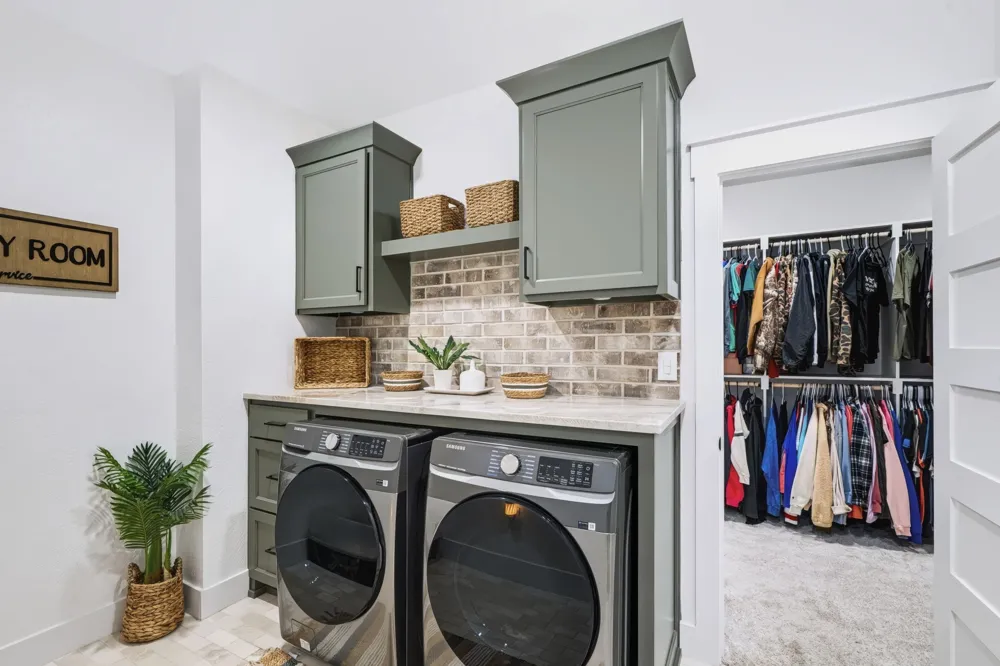 1047 Pioneer Crossing Weatherford, TX 76088