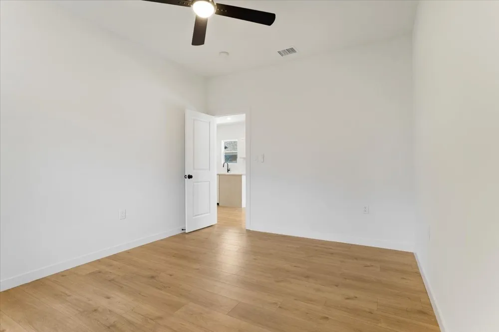 514 Lee Avenue Sherman, TX 75090