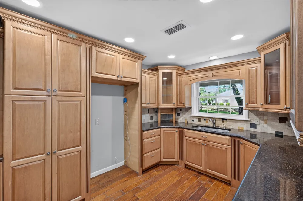 2224 Brownlee Road Bossier City, LA 71111