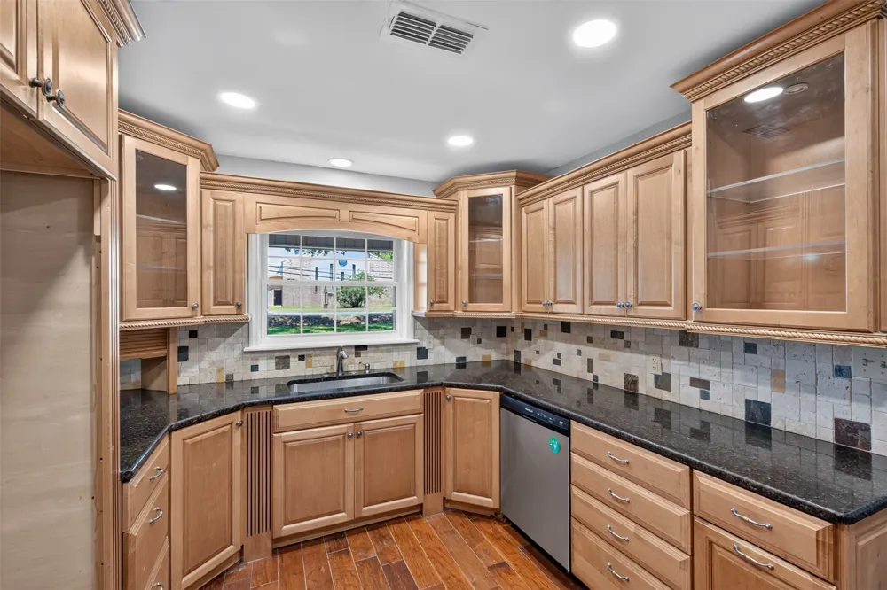 2224 Brownlee Road Bossier City, LA 71111
