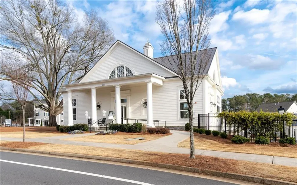 965 South On Main Drive Woodstock, GA 30188
