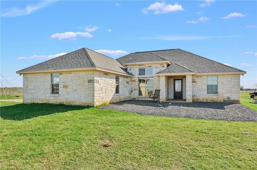 3448 Cr 270 Cameron, TX 76520