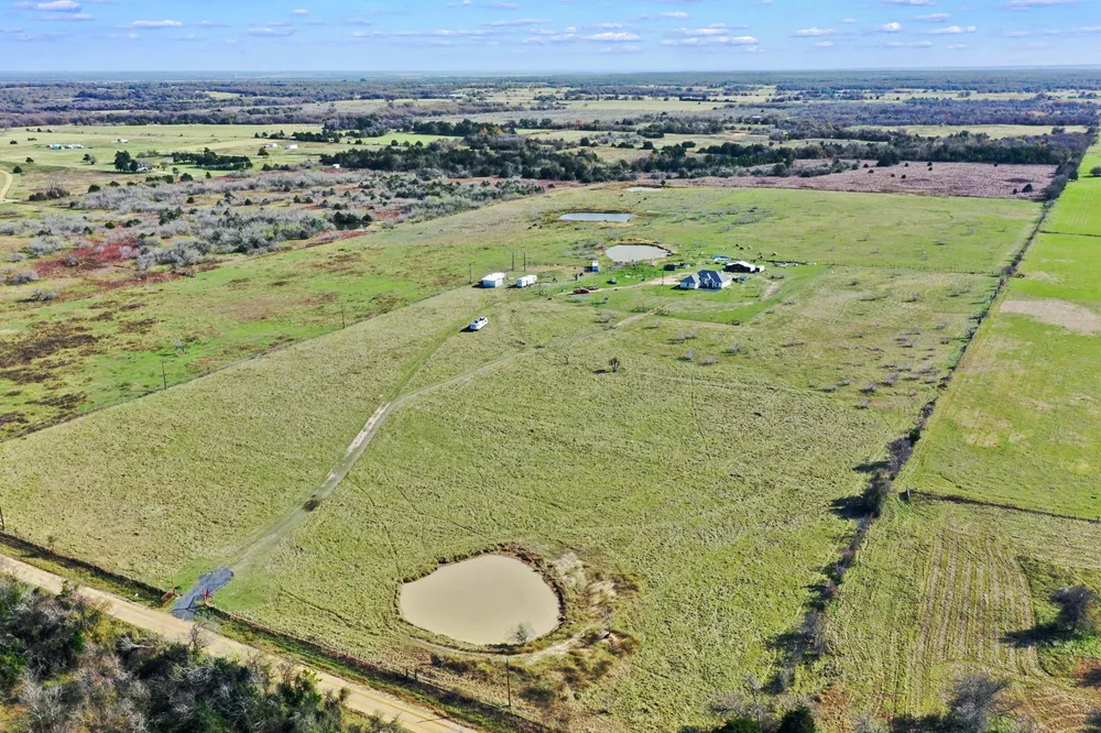 3448 Cr 270 Cameron, TX 76520