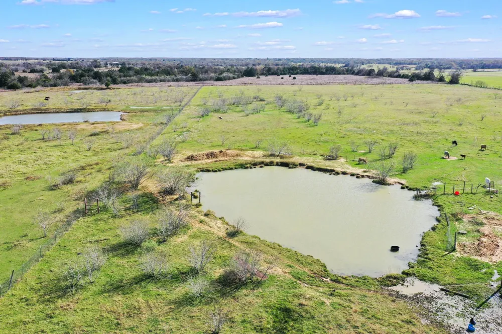 3448 Cr 270 Cameron, TX 76520