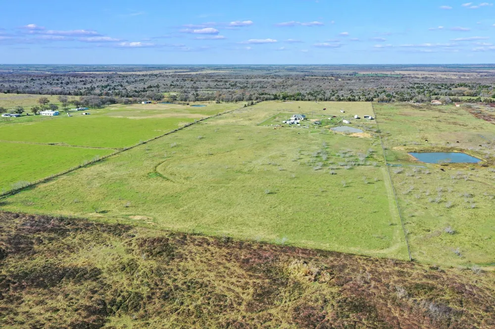 3448 Cr 270 Cameron, TX 76520