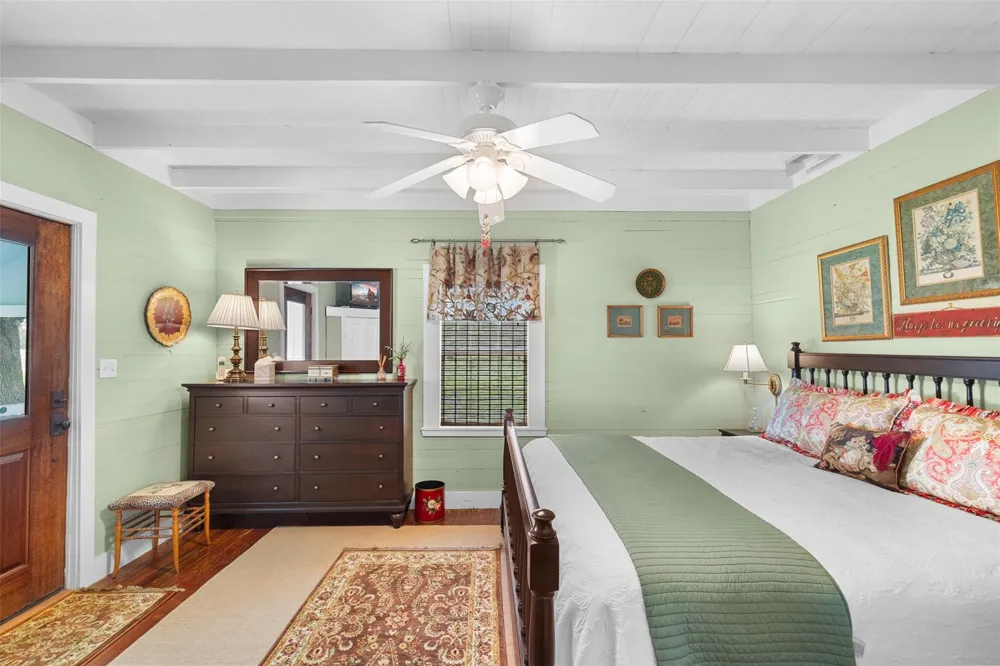 3523 Seidel Road Schulenburg, TX 78956