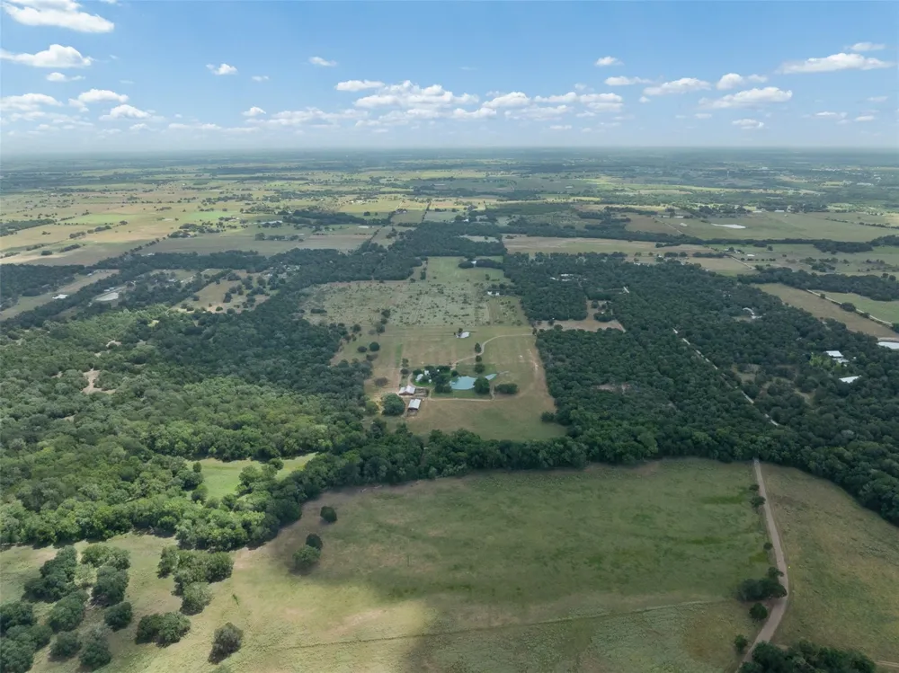 3523 Seidel Road Schulenburg, TX 78956