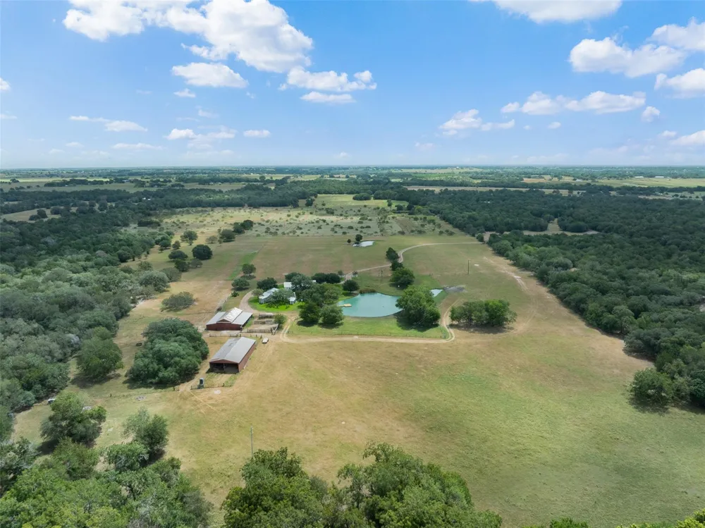 3523 Seidel Road Schulenburg, TX 78956