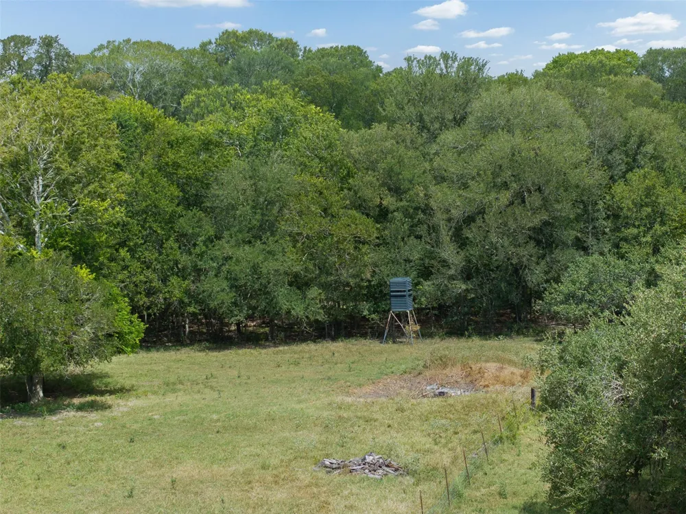 3523 Seidel Road Schulenburg, TX 78956