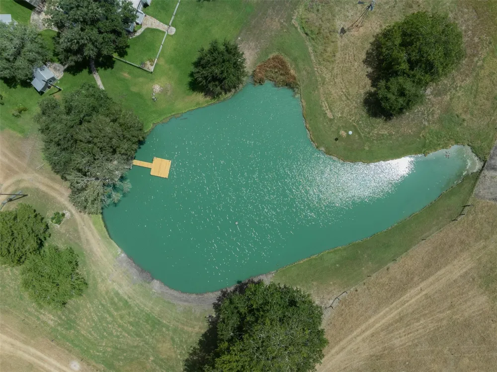 3523 Seidel Road Schulenburg, TX 78956