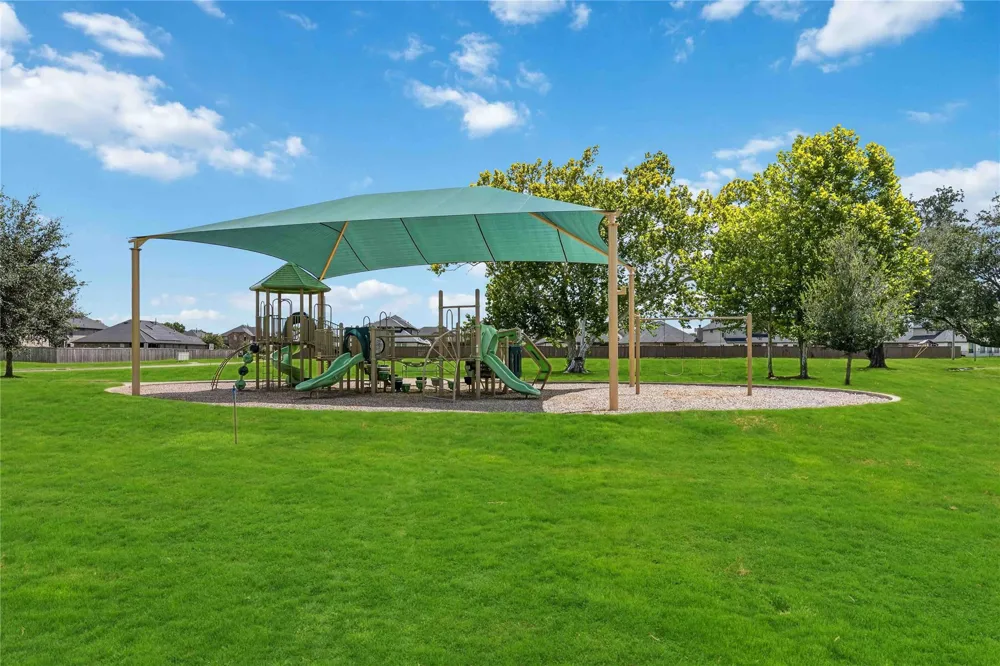 2433 Barton Creek Trail Drive Friendswood, TX 77546