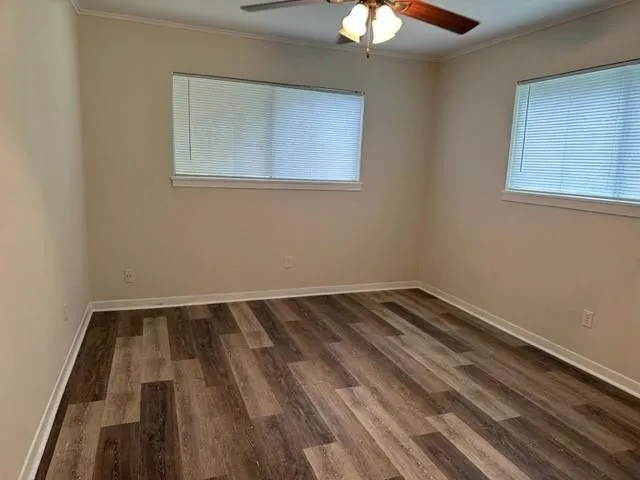 230 Laurel Street Lake Jackson, TX 77566