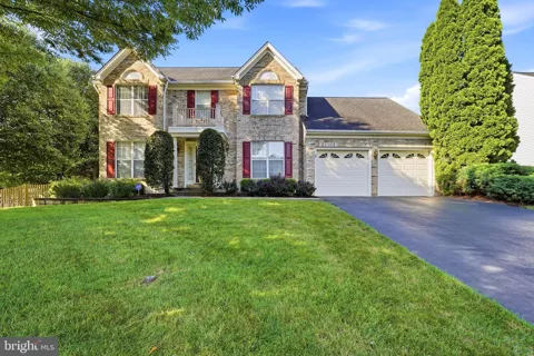 219 FOXBOROUGH DRIVE SW