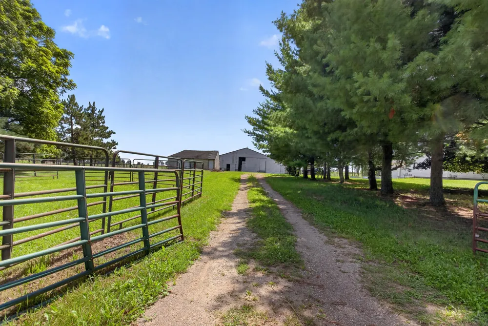 10031 Hastings Road Jackson, MI 49201