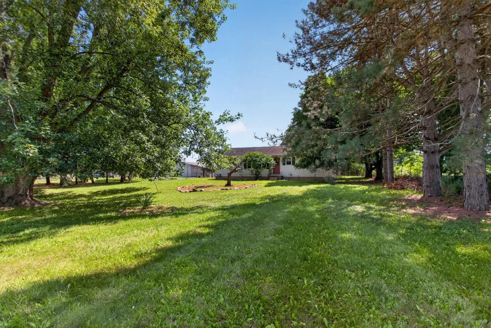 10031 Hastings Road Jackson, MI 49201